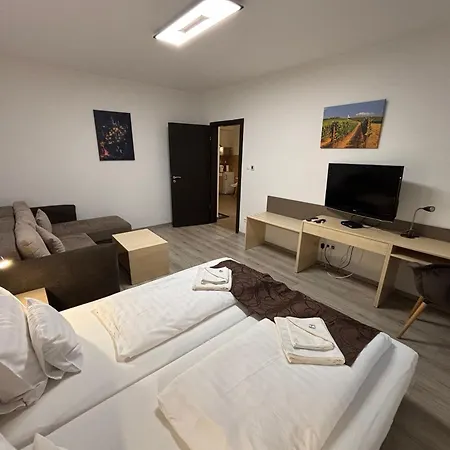 Pizza Tabor Apartman Miskolc Exterior photo